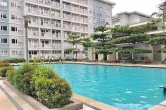 1BR Fully Furnished Unit with Balcony at Trees Residences QC