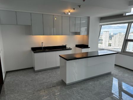 Furnished 2 Bedroom Unit at The Imperium at Capitol Commons