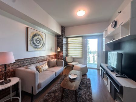 Two Serendra 1BR Unit with Balcony