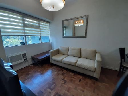 Fully Furnished 1BR for Rent at Fifth Avenue Place BGC