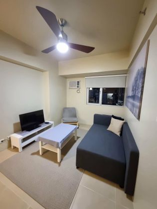 Fully Furnished 1 Bedroom in Avida Towers Turf Bgc