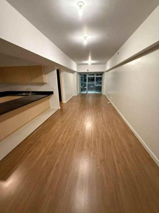 3 Bedroom Unit at Orean Place Tower 1 Vertis North Quezon City