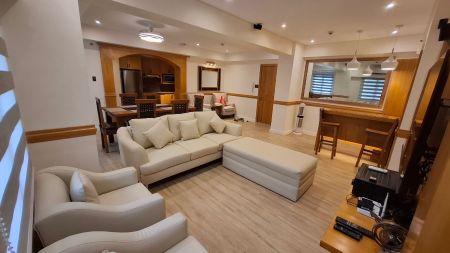 Fully Furnished Rent Brand New 3 Bedroom Unit at Sarasota 