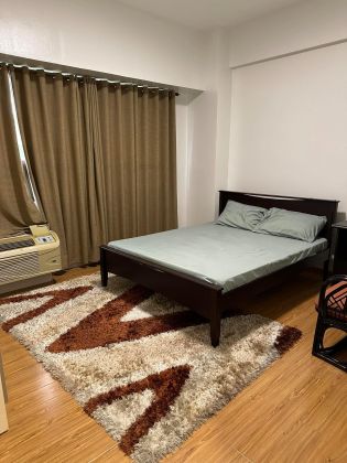 Fully Furnished 1 Bedroom for rent in Icon Residences