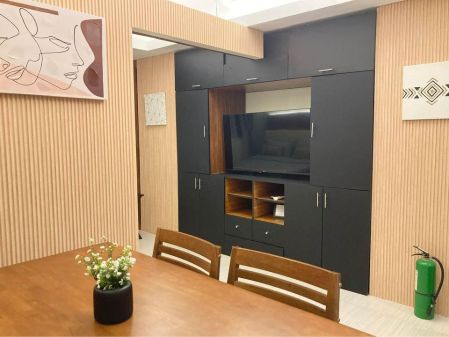 1 Bedroom Furnished for Rent in F1 Hotel Manila
