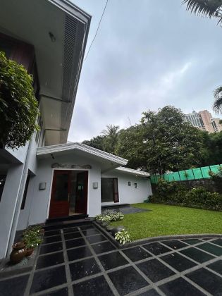 House for Rent at Bel Air 3 Makati