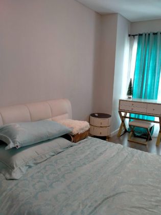 Fully Furnished 1 Bedroom Unit at Two Serendra for Rent