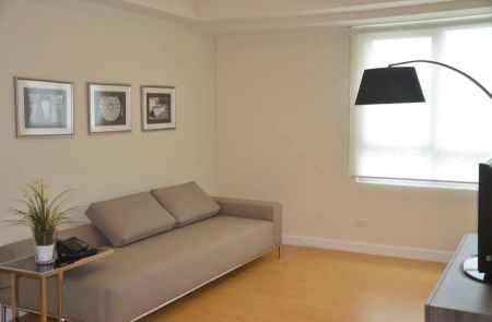 For Rent 2 Bedroom Fully Furnished in the Grove by Rockwell