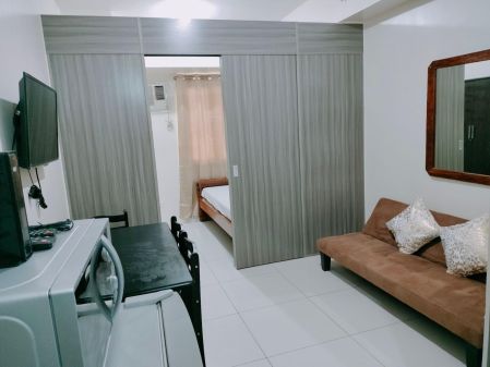 Fully Furnished 1 Bedroom Unit at Green Residences for Rent