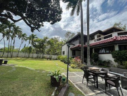 Fully Furnished 4 Bedroom Ayala Alabang Village with a Nice View