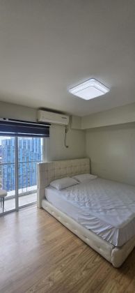Fully Furnished 3 Bedroom Unit for Rent at Royal Palm Tower