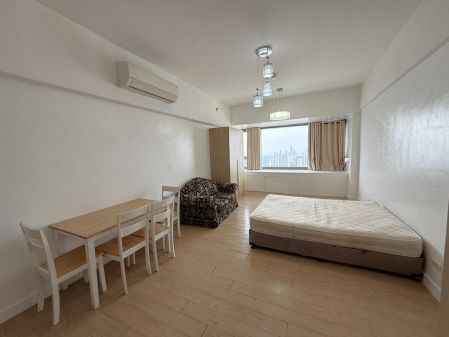 Studio for Rent in One Shangri La Place