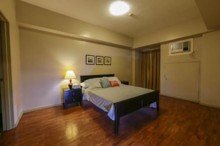 Furnished 1BR at One Legaspi Park for Rent