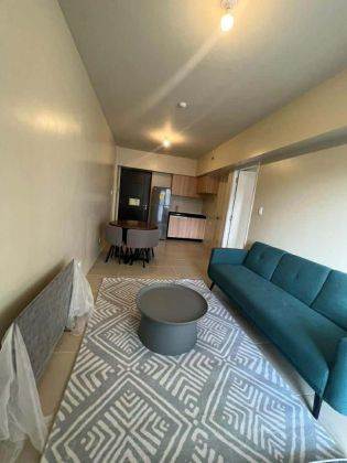 Fully Furnished 1 Bedroom with Balcony in Avida Tower Turf Bgc