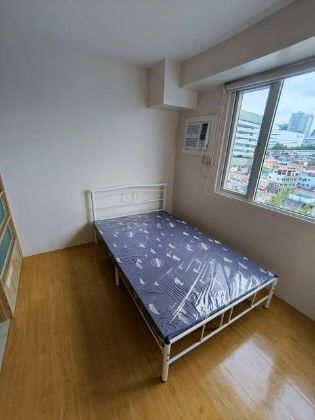 1 Bedroom Semi Furnished for Rent at Ridgewood Towers Taguig