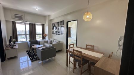 2BR Fully Furnished Unit near One Trium Westgate Filinvest