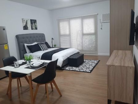 Fully Furnished Studio Unit at One Maridien for Rent