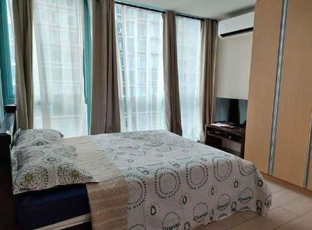 Presentable 1BR Fully Furnished Unit at One Uptown Residences