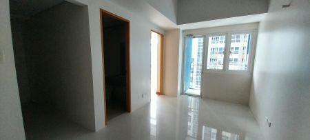1BR at Park Ave near Mitsukoshi and Uptown Mall 