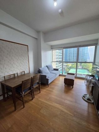 1 Bedroom at the Seasons Residences Fully Furnished for Rent