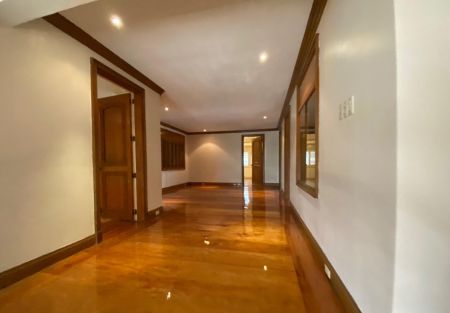  Green Meadows Posh and Spacious 5 Bedroom House for Rent in QC