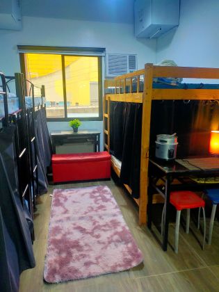 For Rent Share a Condo in Makati near Waltermart