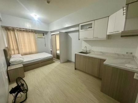 Semi Furnished Studio Unit at Avida Towers Centera for Rent