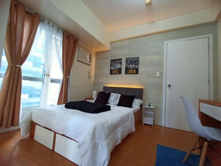 Fully Furnished 1 Bedroom for rent in Avida Asten Makati