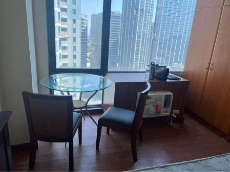 Studio Furnished for Rent at Eastwood Parkview Tower 1