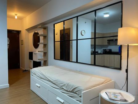 For Rent Studio Unit in Verve Residences Tower 2