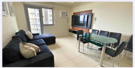 2 Bedrooms Fully Furnished for Rent in The Vantage at Kapitolyo