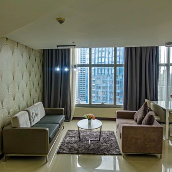 Fully Furnished 2 Bedroom Unit at One Central Makati for Rent