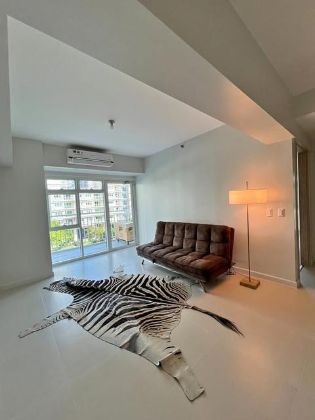 2 Bedroom Semi Furnished for Rent in Park Cascades