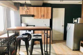 Furnished 1 Bedroom Loft for Rent in Victoria de Makati