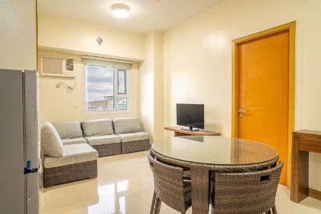 Fully Furnished 2BR for Rent in Trion Towers Taguig