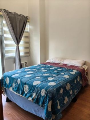 Fully Furnished 1BR Unit in Eton Tower Makati