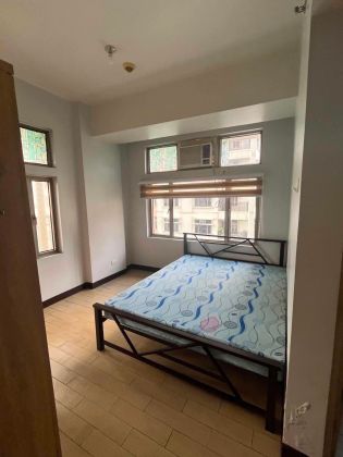 Funished 2 Bedroom with Balcony for Rent in Manhattan Parkview