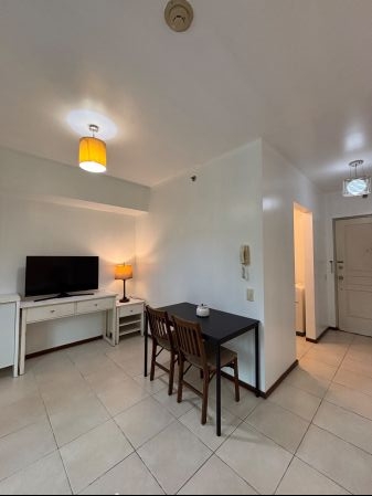 Studio Unit for Lease at Two Serendra Dolce Tower