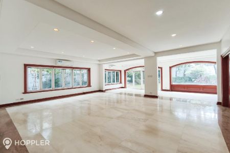 5BR House for Rent in Dasmarinas Village Makati