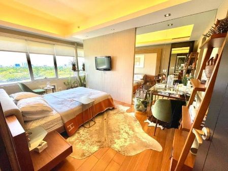 Fully Furnished 1 Bedroom Unit at Fairways Tower for Rent