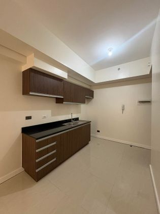Condo Unit for Rent Sapphire Bloc East Tower