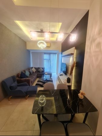 Fully Furnished 2 Bedroom Unit at Grand Hyatt Manila for Rent
