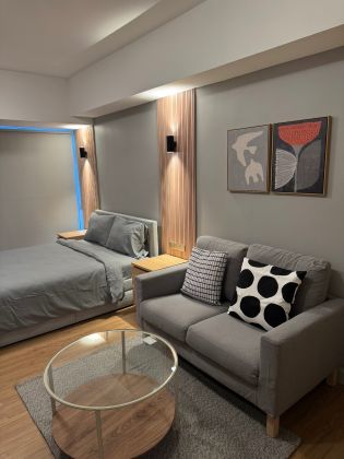Fully Furnished Studio Unit in Verve Bgc