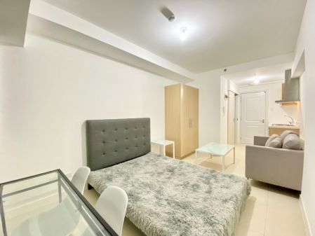Semi Furnished Studio in The Residences At Commonwealth