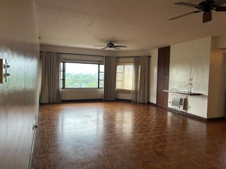 Unfurnished 3 Bedroom Unit at Twin Towers for Rent