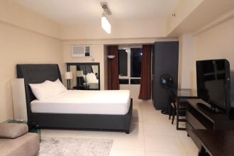 Fully Furnished Studio Unit for Rent at The Senta Makati