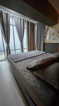 Fully Furnished 1BR For Rent at Two Serendra Red Oak BGC