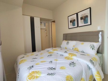  3 Bedroom Unit with Blacony Modern Furnished at Avida Towers Tur