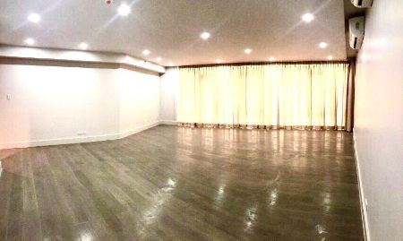 Semi Furnished 3 Bedroom Unit at Proscenium at Rockwell