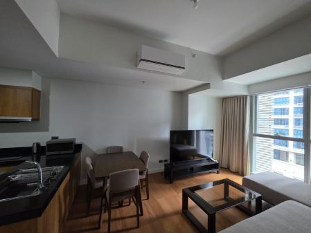 The Seasons Residences 1 Bedroom Condo Unit for Rent 10001